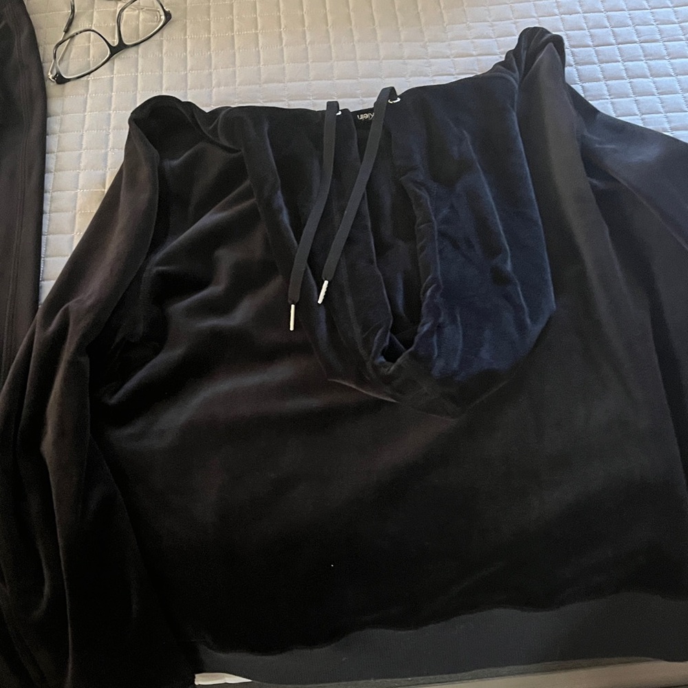 Calvin Klein Black velvet zipper hoodie and pant set - Picture 7 of 15